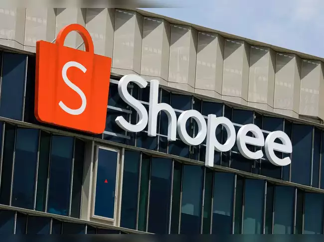 Shopee Tăng Phí: Thách Thức Mới Đối Với Các Shop Thời Trang Nội Địa