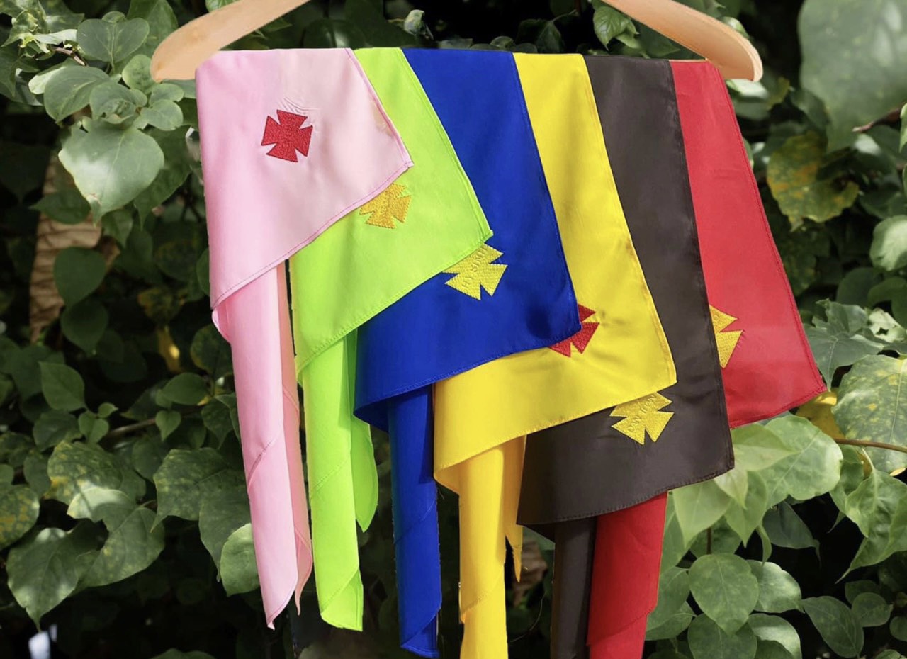 KHĂN THIẾU NHI THÁNH THỂ