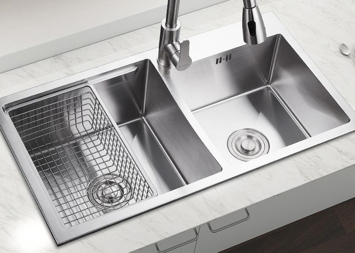 So Sánh Chậu Rửa Bát Inox Sus 304 Đúc Liền Khối Và Hàn Ghép – Đâu Là Lựa Chọn Tốt Nhất?