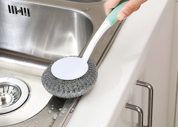 Bề Mặt Chậu Inox Bị Xước Hoặc Ố Vàng – Nguyên Nhân Và Cách Xử Lý Hiệu Quả