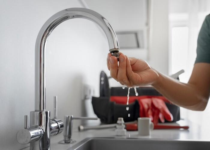 Lưới lọc đầu vòi bị nghẹt