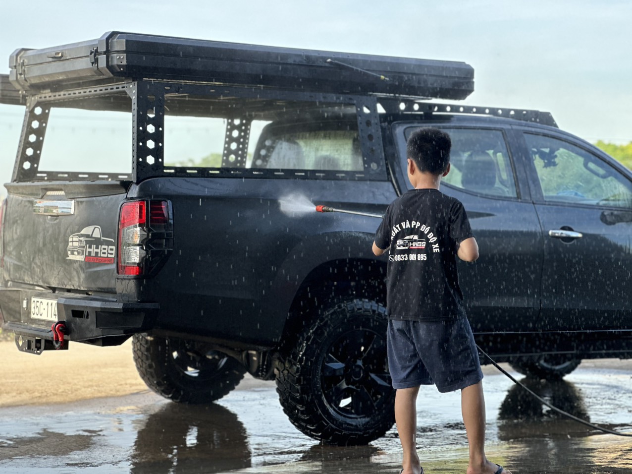 Khung bắt lều trên thùng xe bán tải - mẫu 2