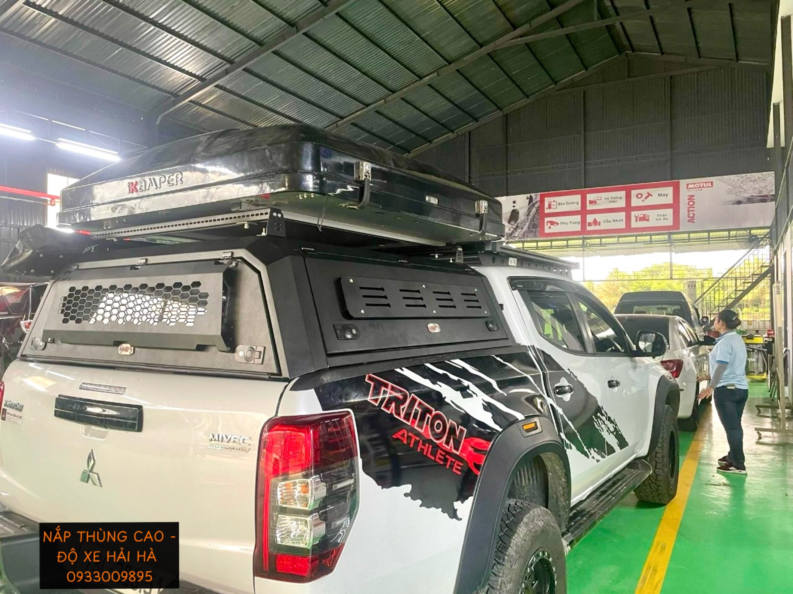 Nắp thùng cao 5 cánh dành cho xe bán tải Mitsubishi Triton