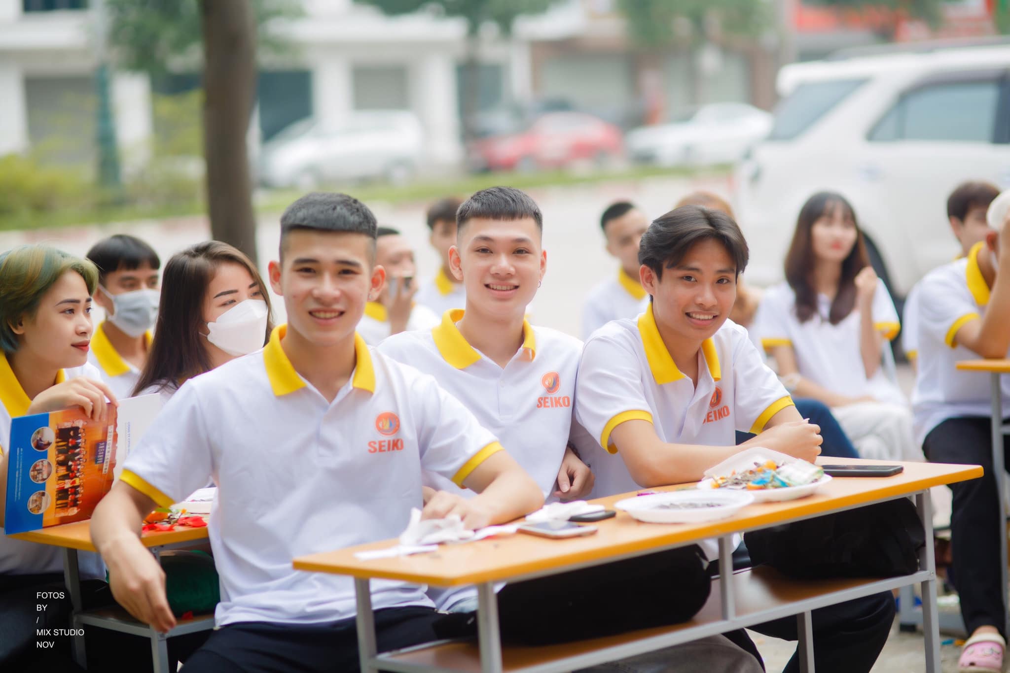 GẦN CHỤC TRƯỜNG TRUNG HỌC HÀN QUỐC MỜI GỌI HỌC SINH VIỆT NAM