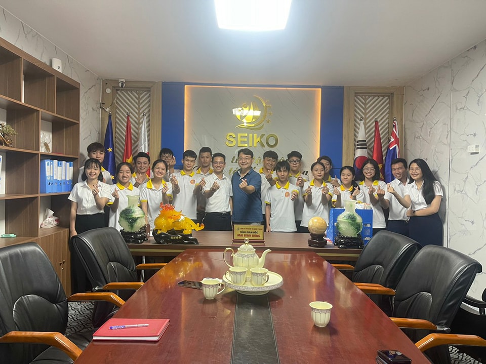 HÀN QUỐC MẠNH TAY LÔI KÉO SINH VIÊN NƯỚC NGOÀI