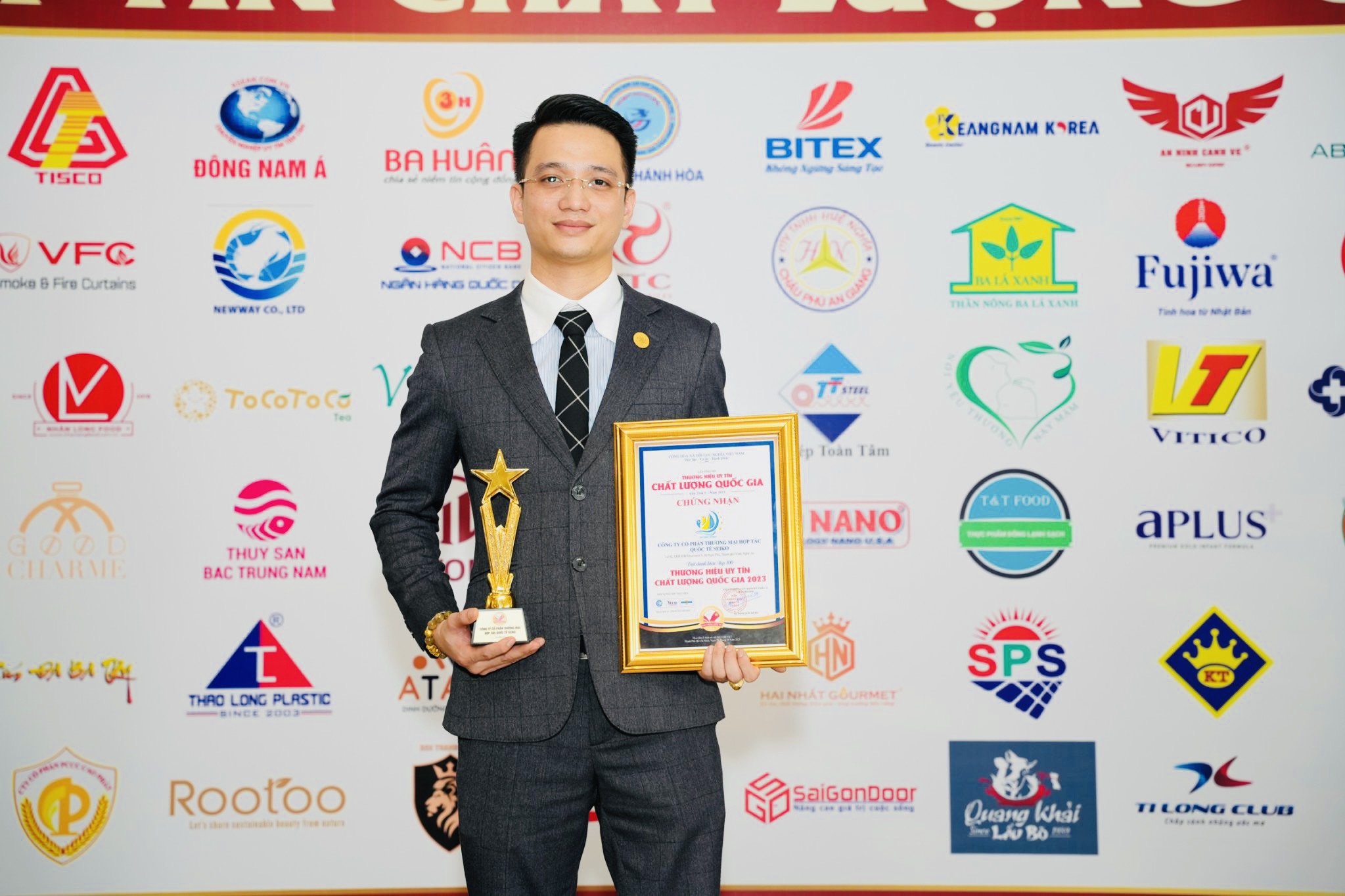 DU HỌC SEIKO TỰ HÀO “TOP 100 THƯƠNG HIỆU UY TÍN – CHẤT LƯỢNG QUỐC GIA 2023 ”