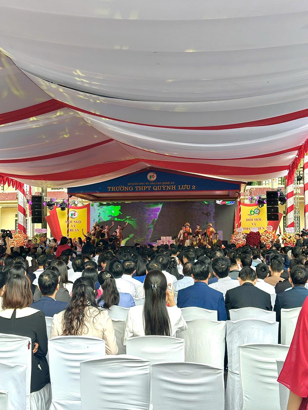 🎉 DU HỌC SEIKO VINH DỰ ĐƯỢC MỜI THAM DỰ CHƯƠNG TRÌNH CHÀO MỪNG 60 NĂM THÀNH LẬP TRƯỜNG THPT QUỲNH LƯU 2 🎉