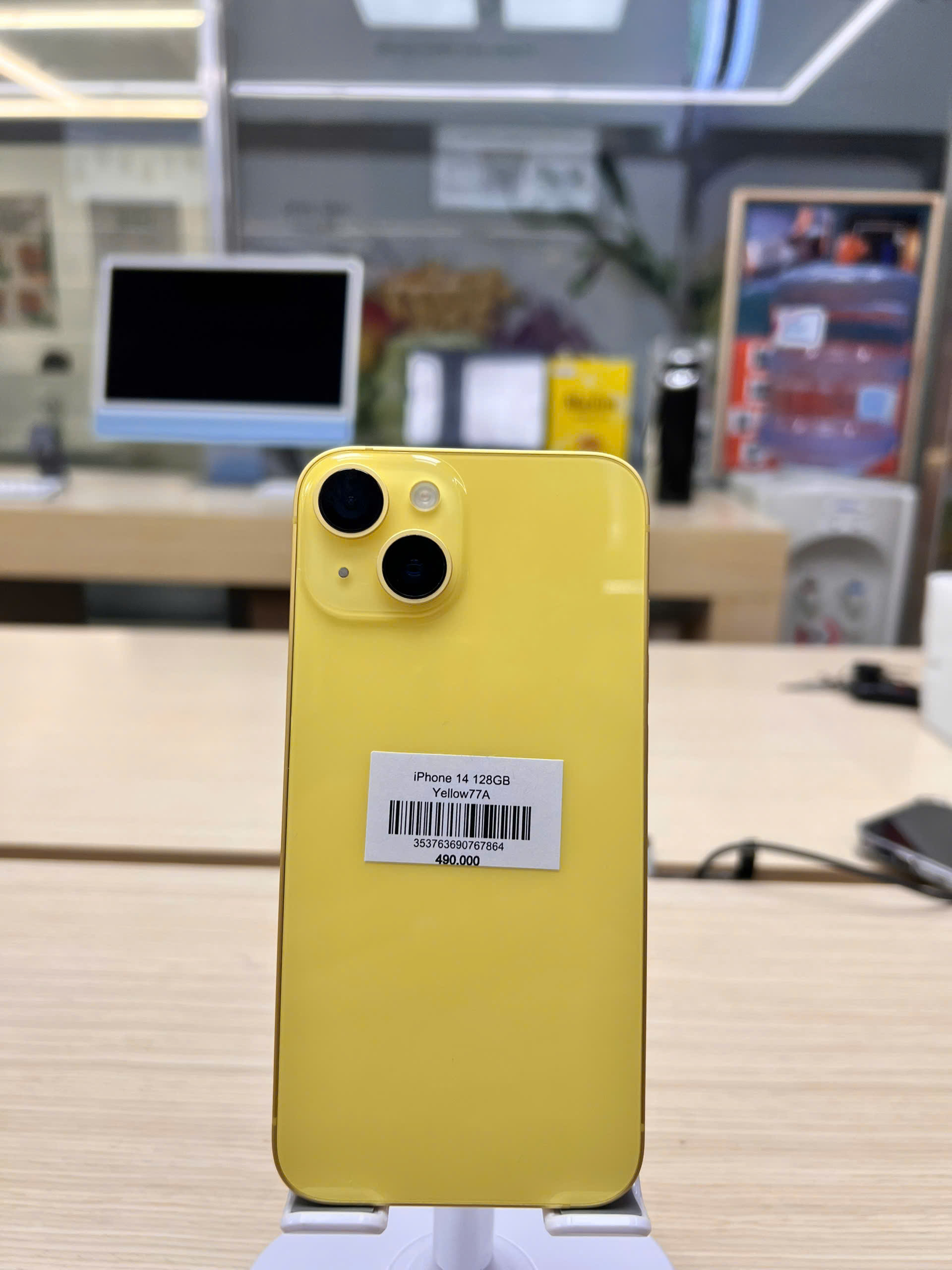 iPhone 14 128GB Yellow 77