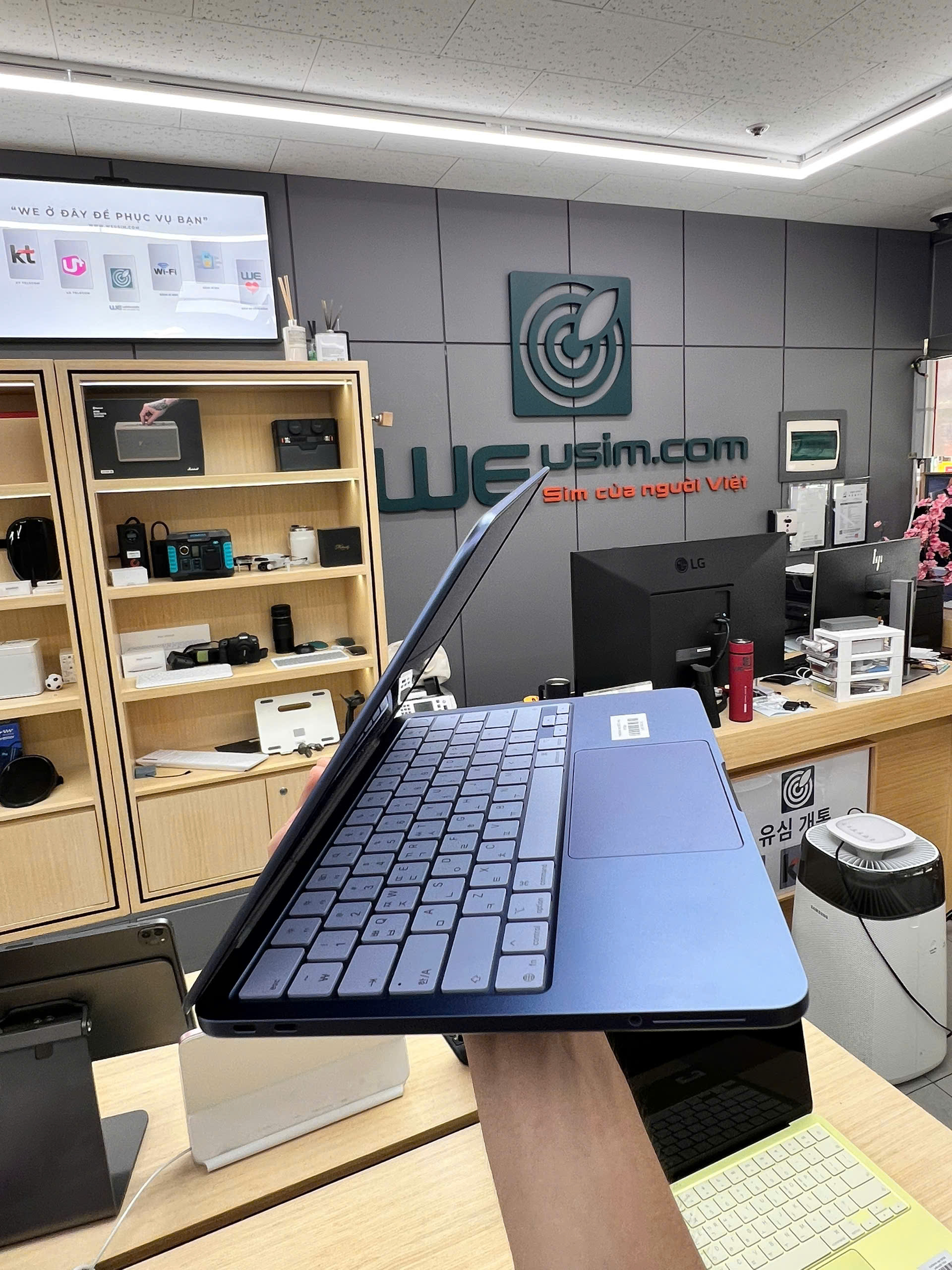macbook neo 8/512 mid 8/100a