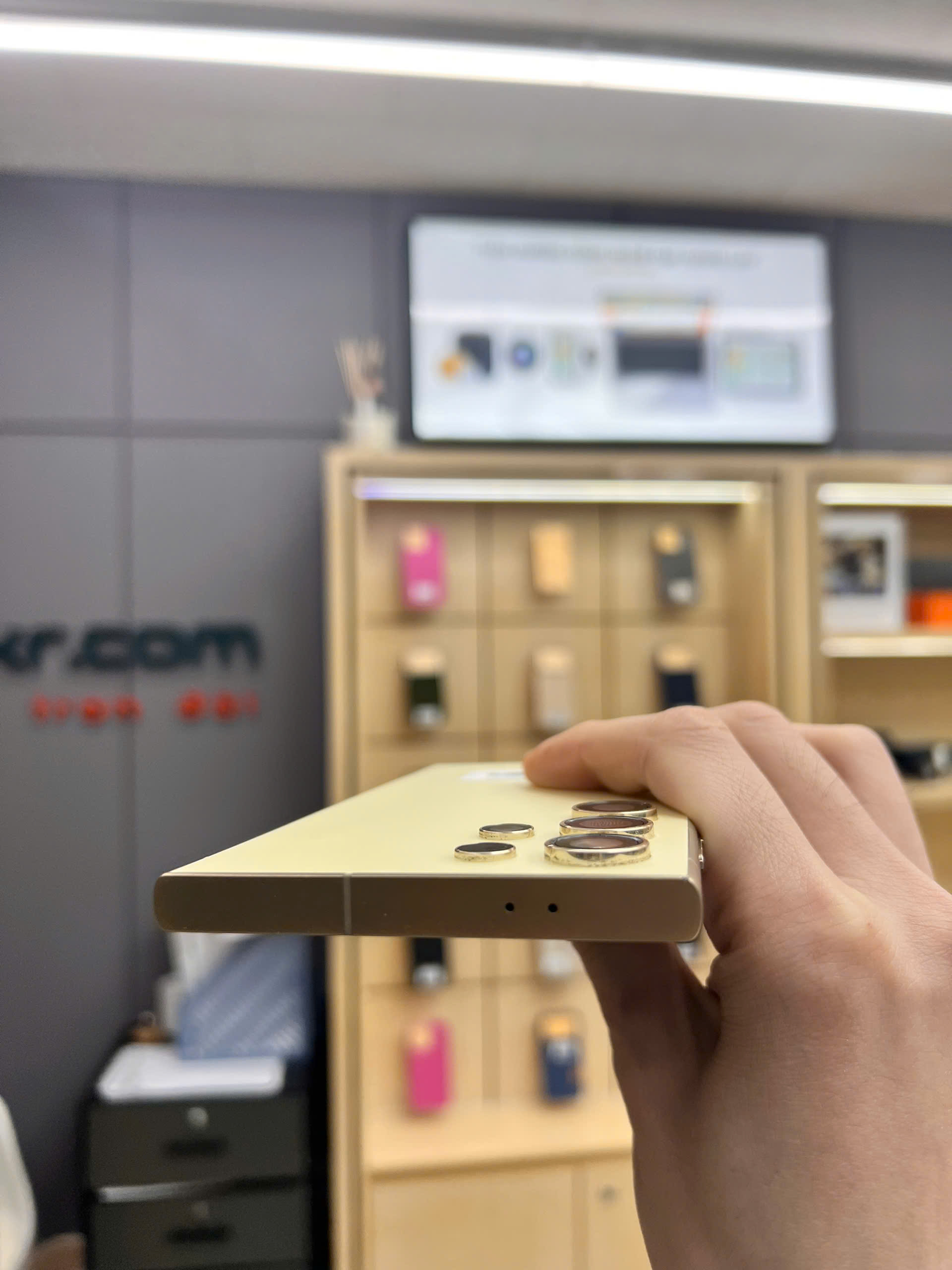 s24 ultra 512 gold A