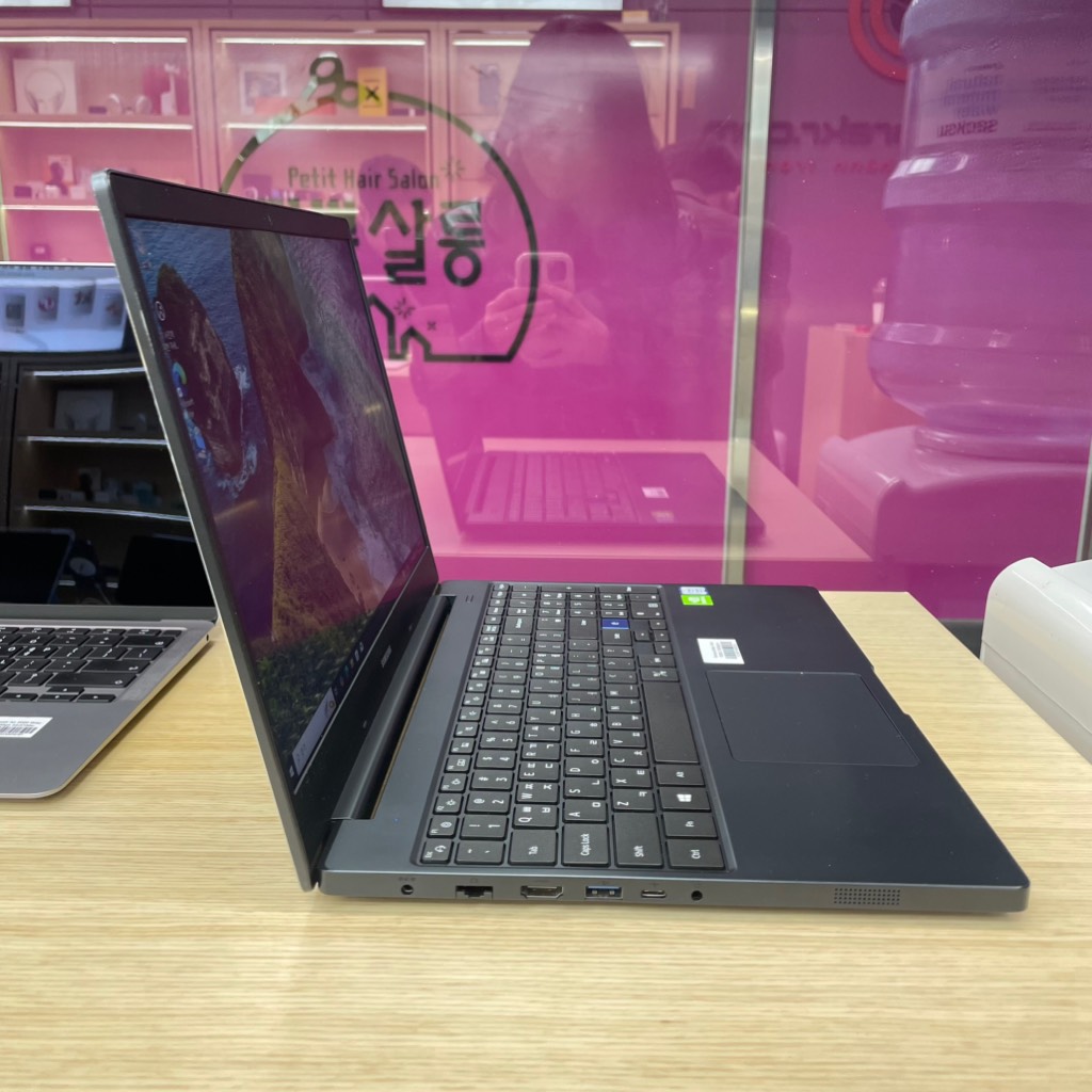 Samsung Galaxy Book 750BBC i7/8/256gb A