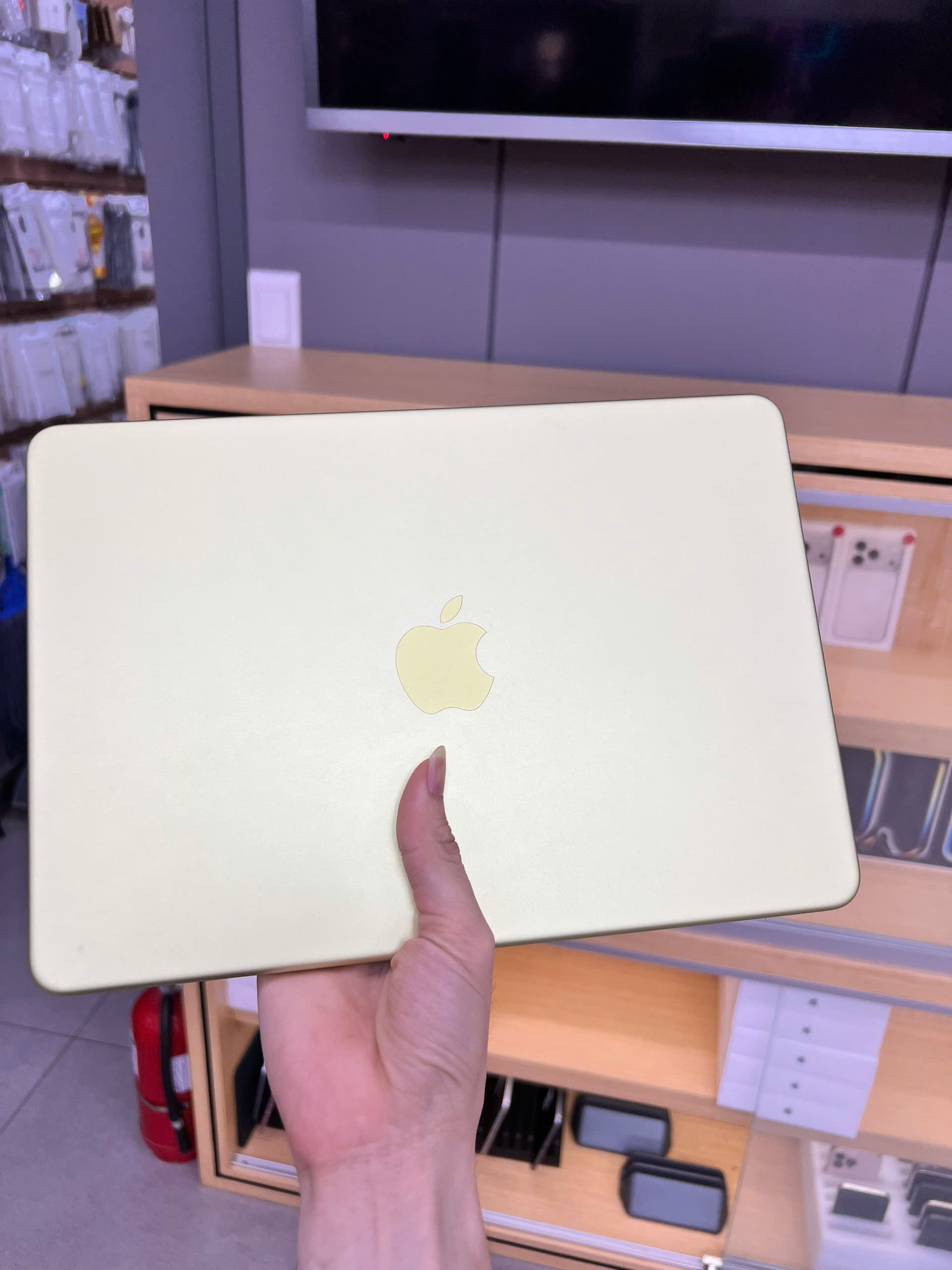 macbook neo 8/256 yellow26/100A