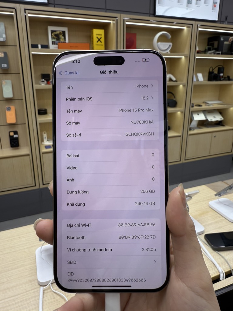 iPhone 15 Pro Max 256GB White 100%