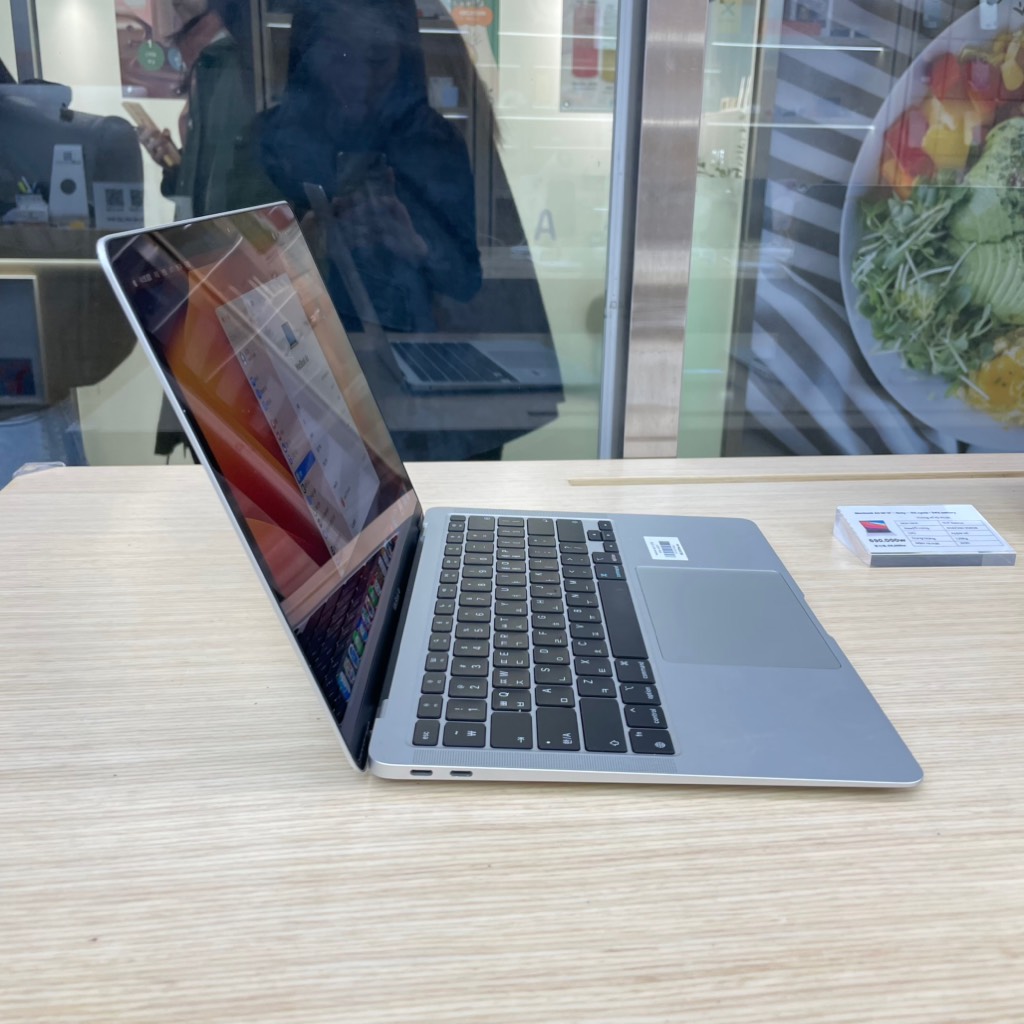Macbook Air M1 RAM 8GB/ SSD 256GB Silver 97%