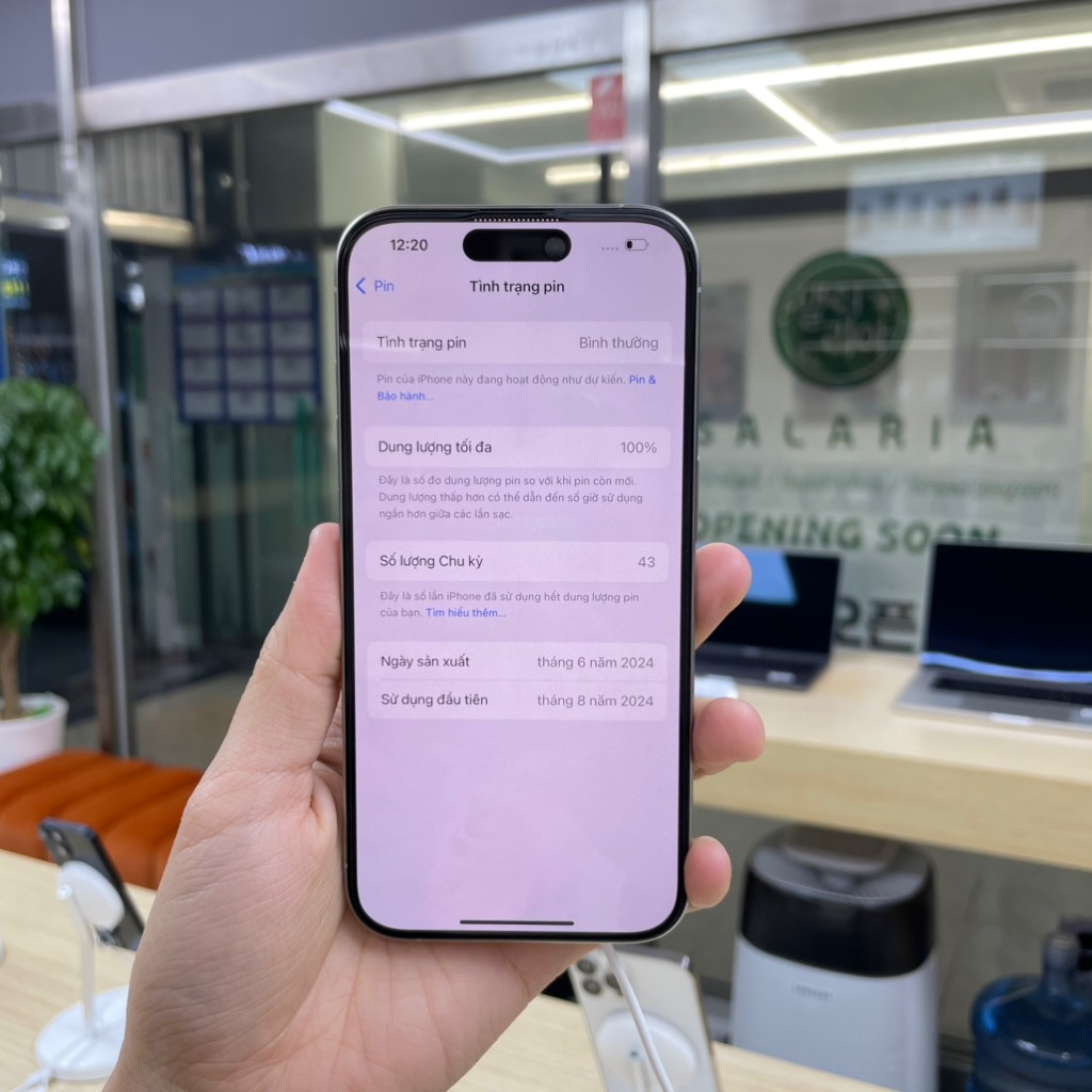 iPhone 15 Pro 128GB White Titanium 100%