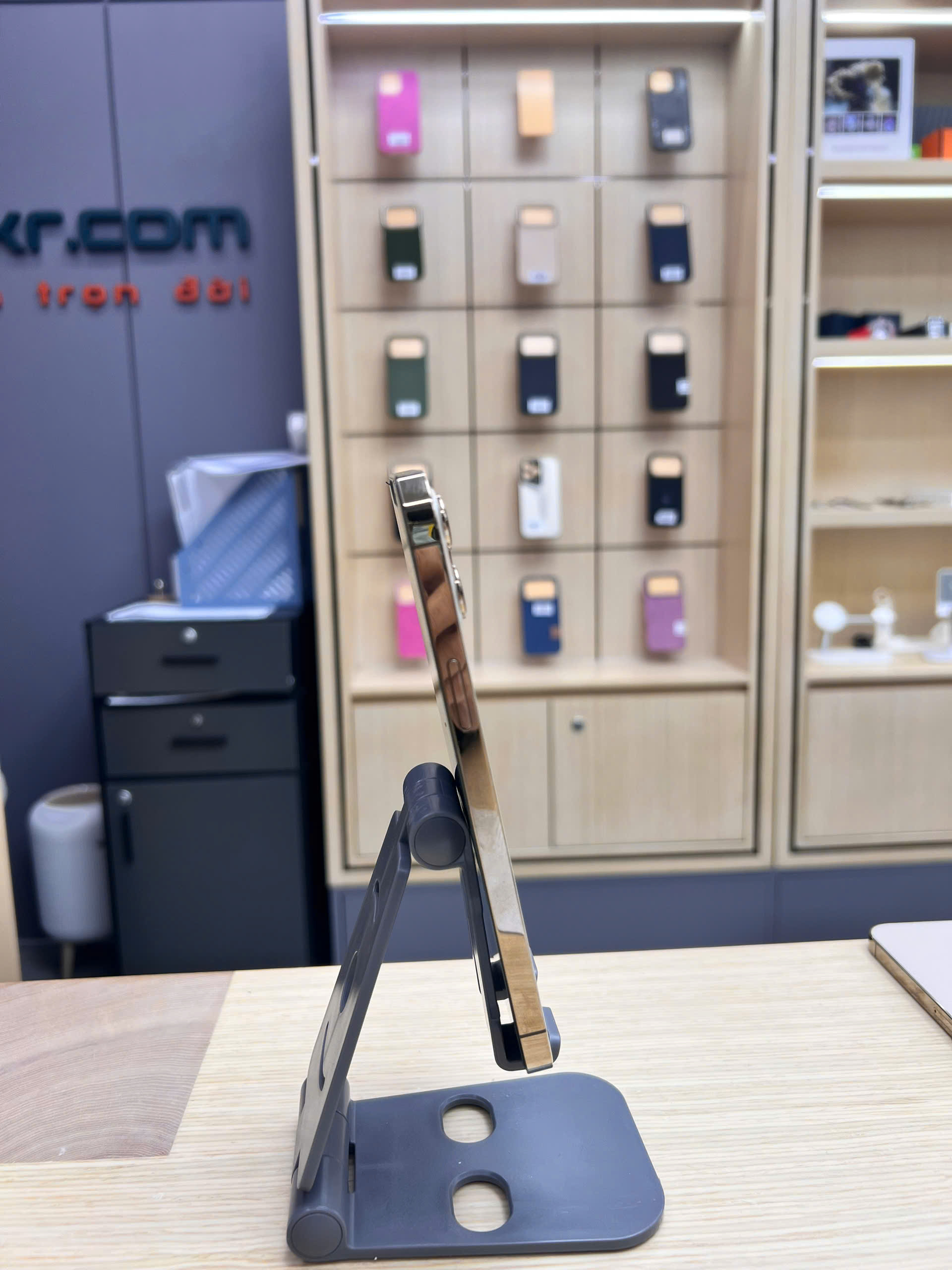 iPhone 12 Pro Max 128GB Gold79A