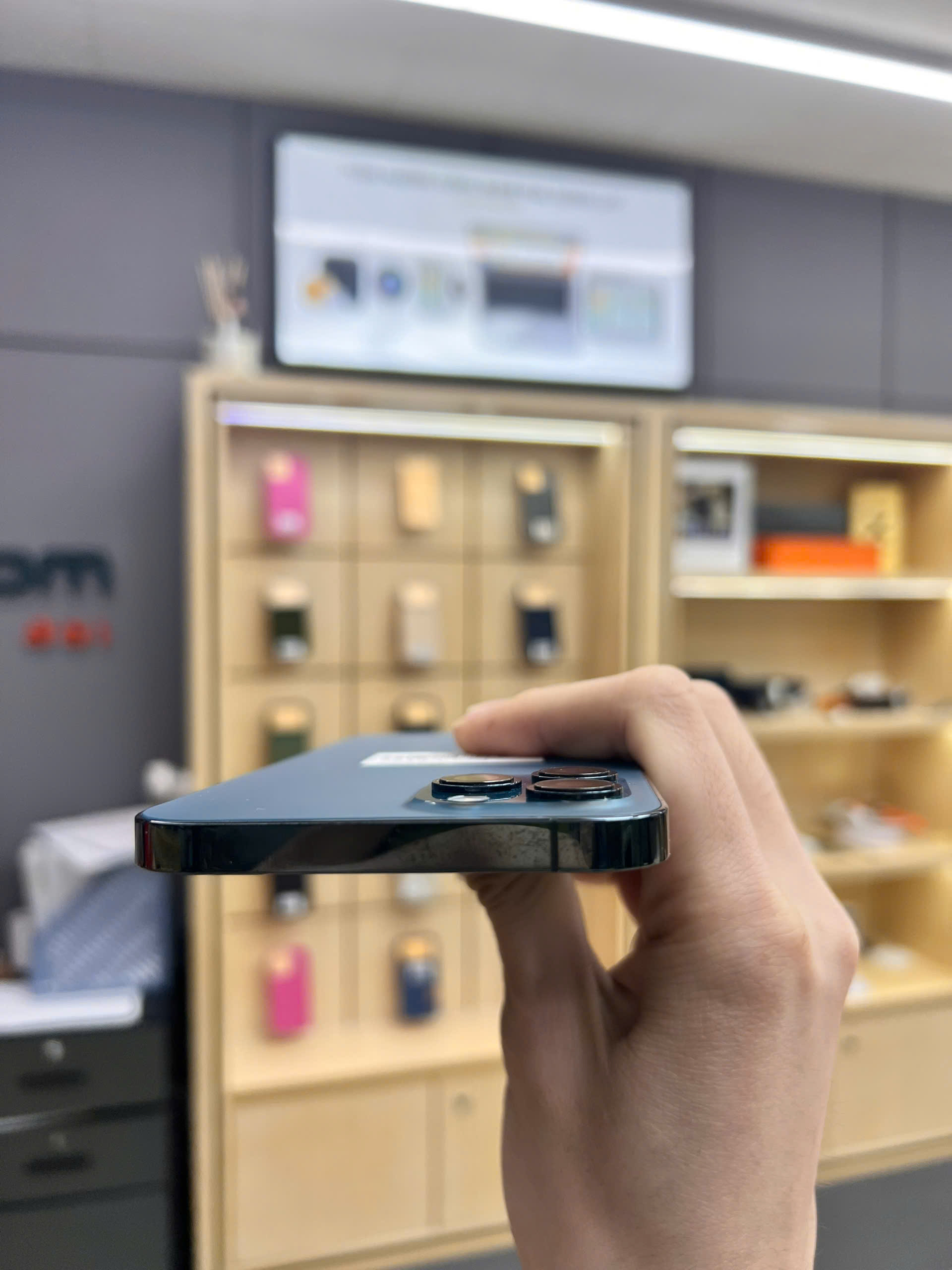 iPhone 12 Pro Max 128GB Pacific Blue 72A