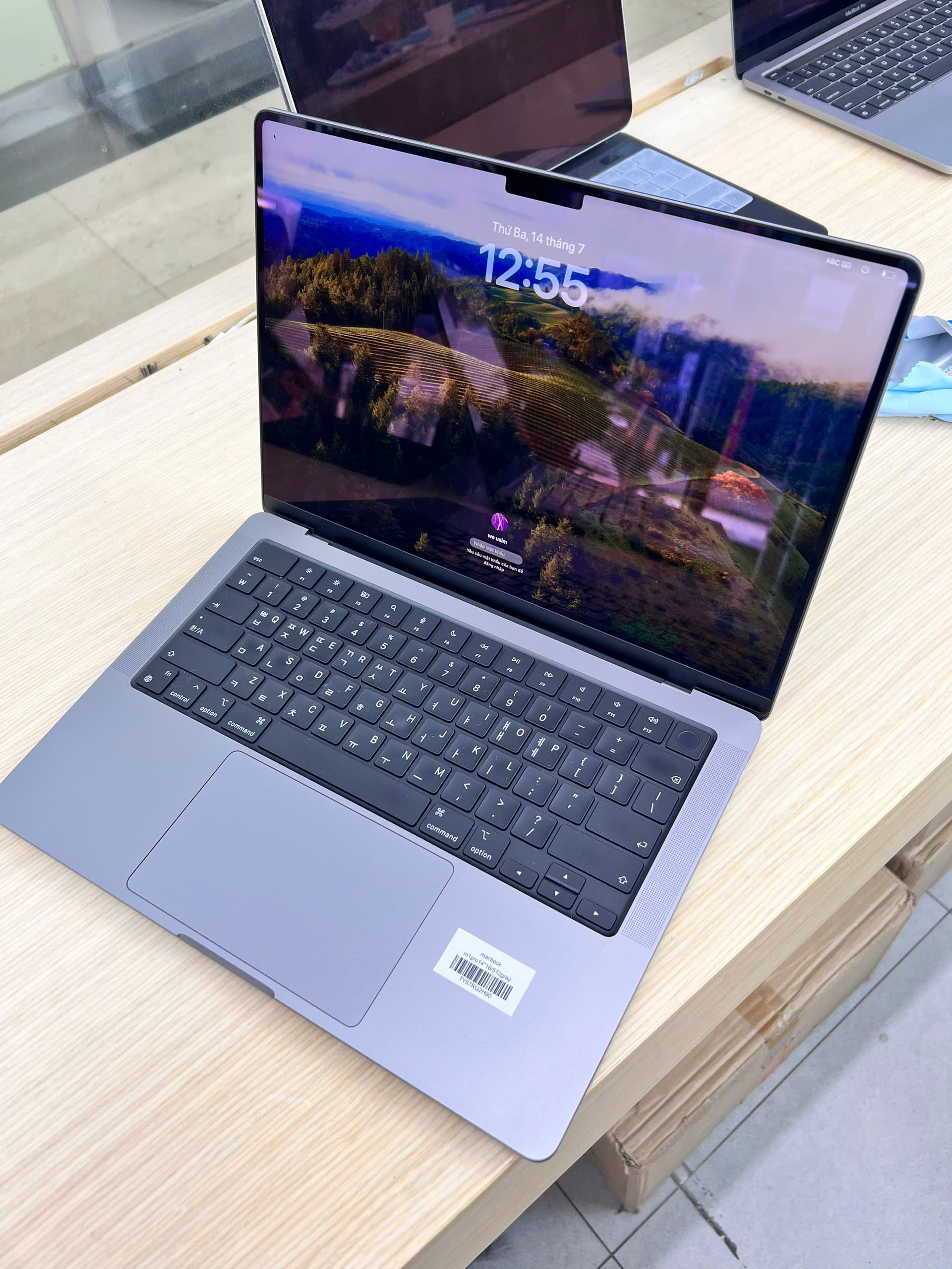macbook m1pro14"16/512gray 79/90A
