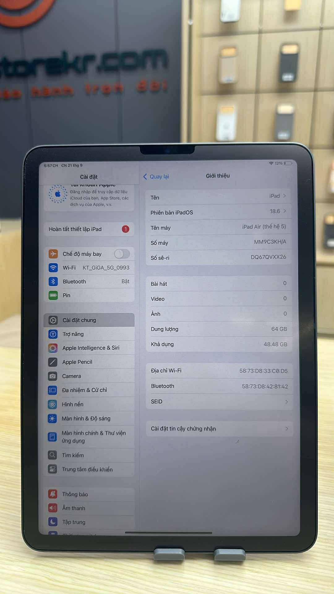 IPAD AIR 5th 64GB Pin 92% Màu Gray