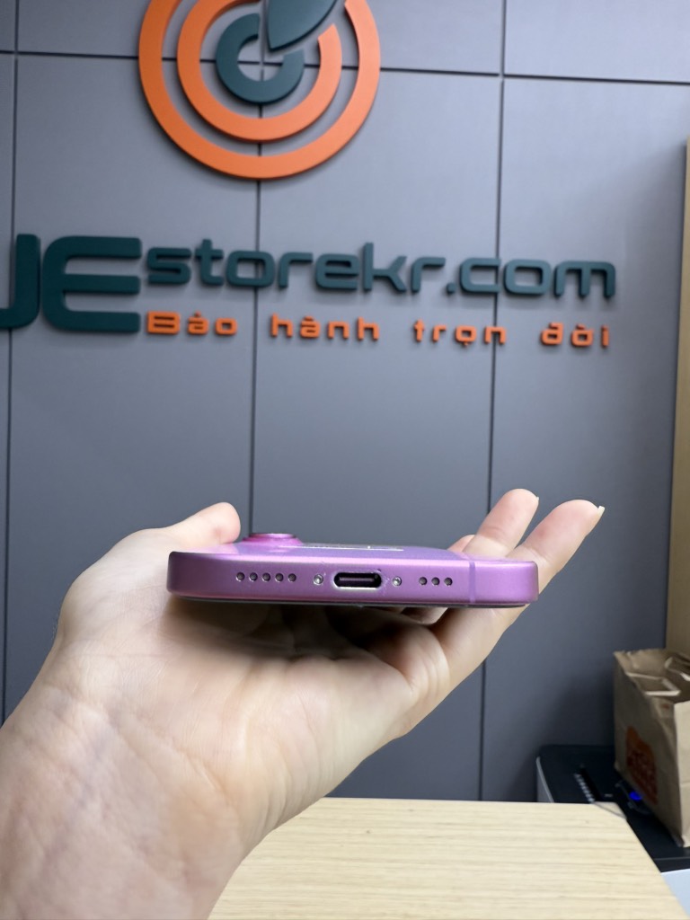 iPhone 16 256GB Pink 100%