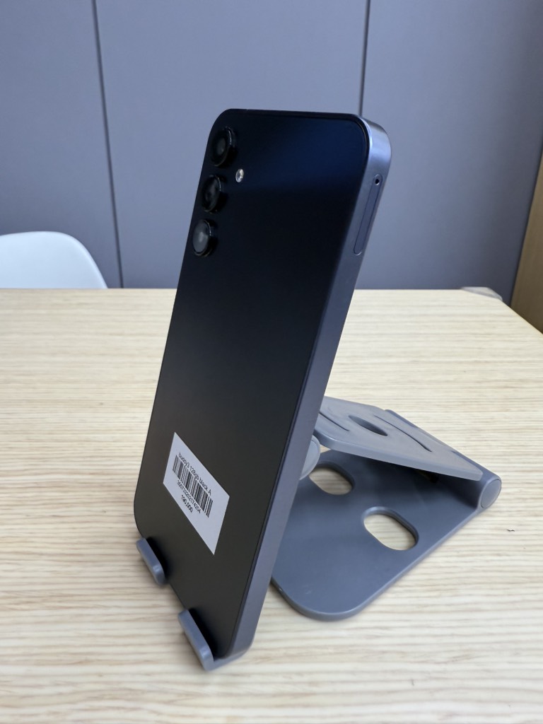 Samsung buddy3 128gb black A