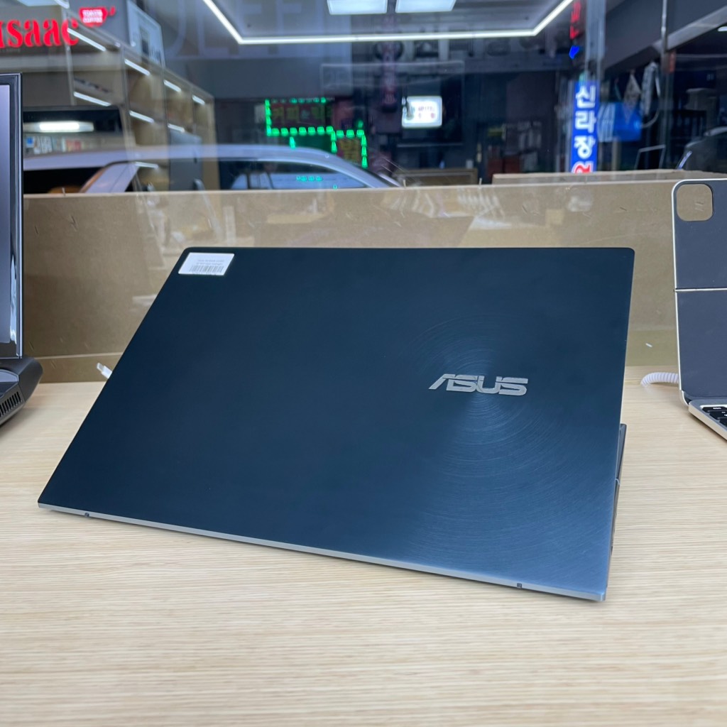 Asus Zenbook ux482 i5/16/512gb Midnight 93%