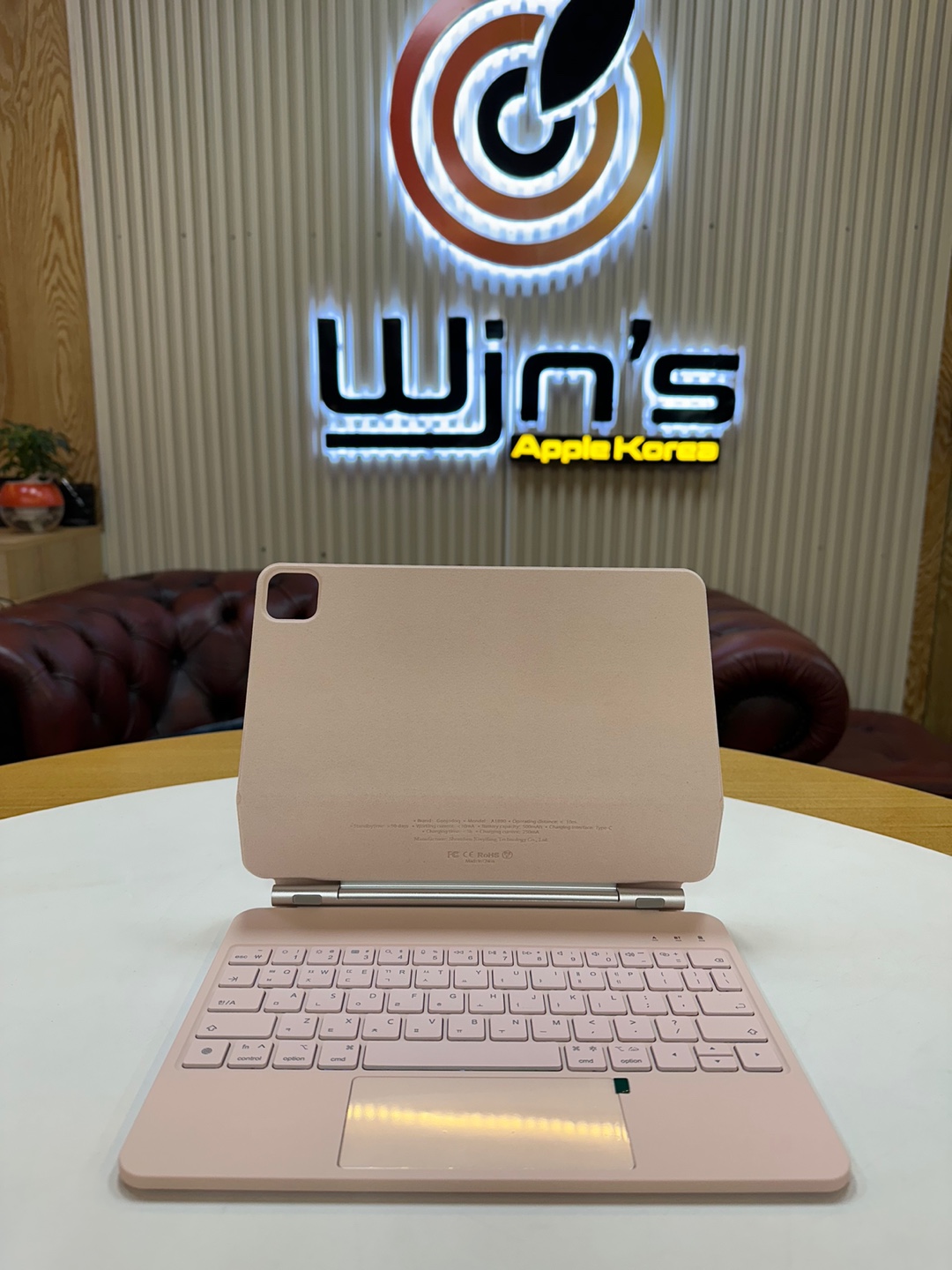 Bàn Phím iPad GOOJODOQ mặt lưng nam châm