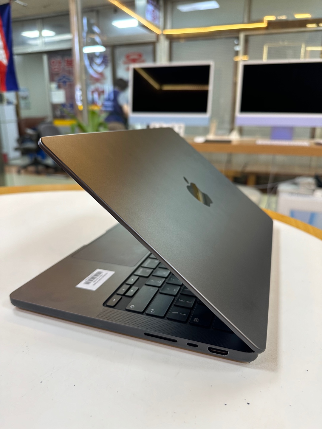 macbook m3pro14 black 18/512GB 100%