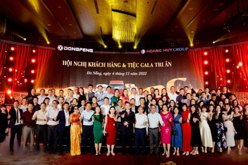 Toàn cảnh hội nghị khách hàng và giới thiệu sản phẩm mới Hoang Huy DongFeng năm 2022