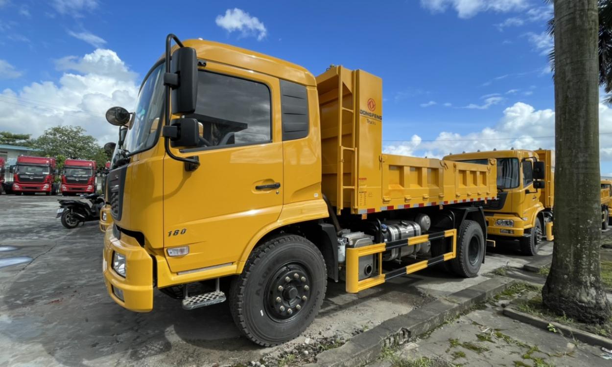Xe ben DongFeng Hoàng Huy 7.5 tấn 2 chân YC180
