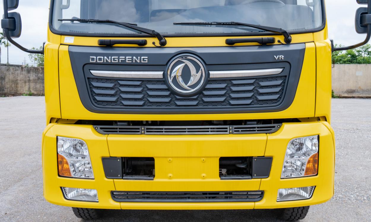 Xe tải Dongfeng B180 (4x2) thùng mui 7.5M - Tải 9 tấn Hoàng Huy 