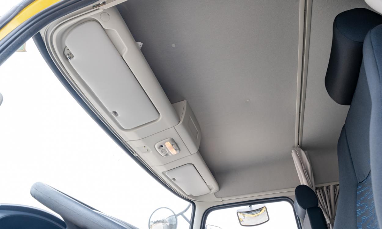Xe tải B180 (4x2) thùng mui 8.2M - Tải 8.95 tấn