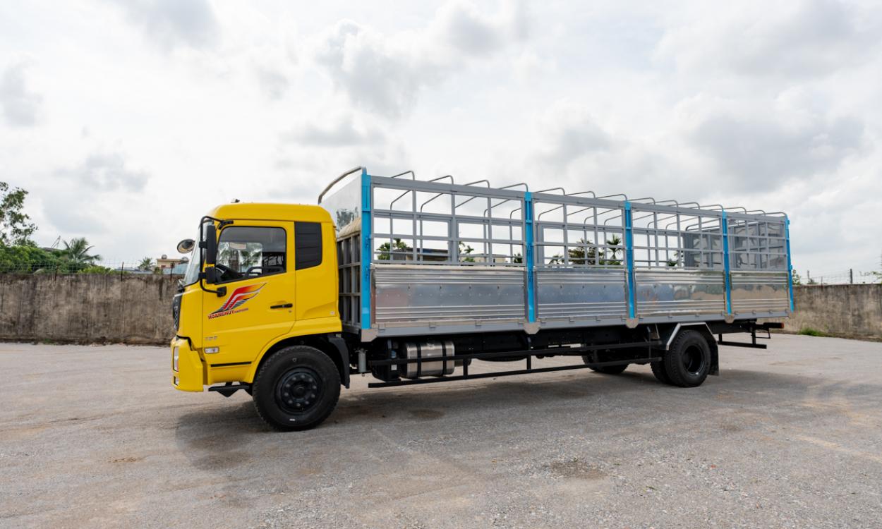 Xe tải B180 (4x2) thùng mui 9.5M - Tải 8 tấn Dongfeng Hoàng Huy