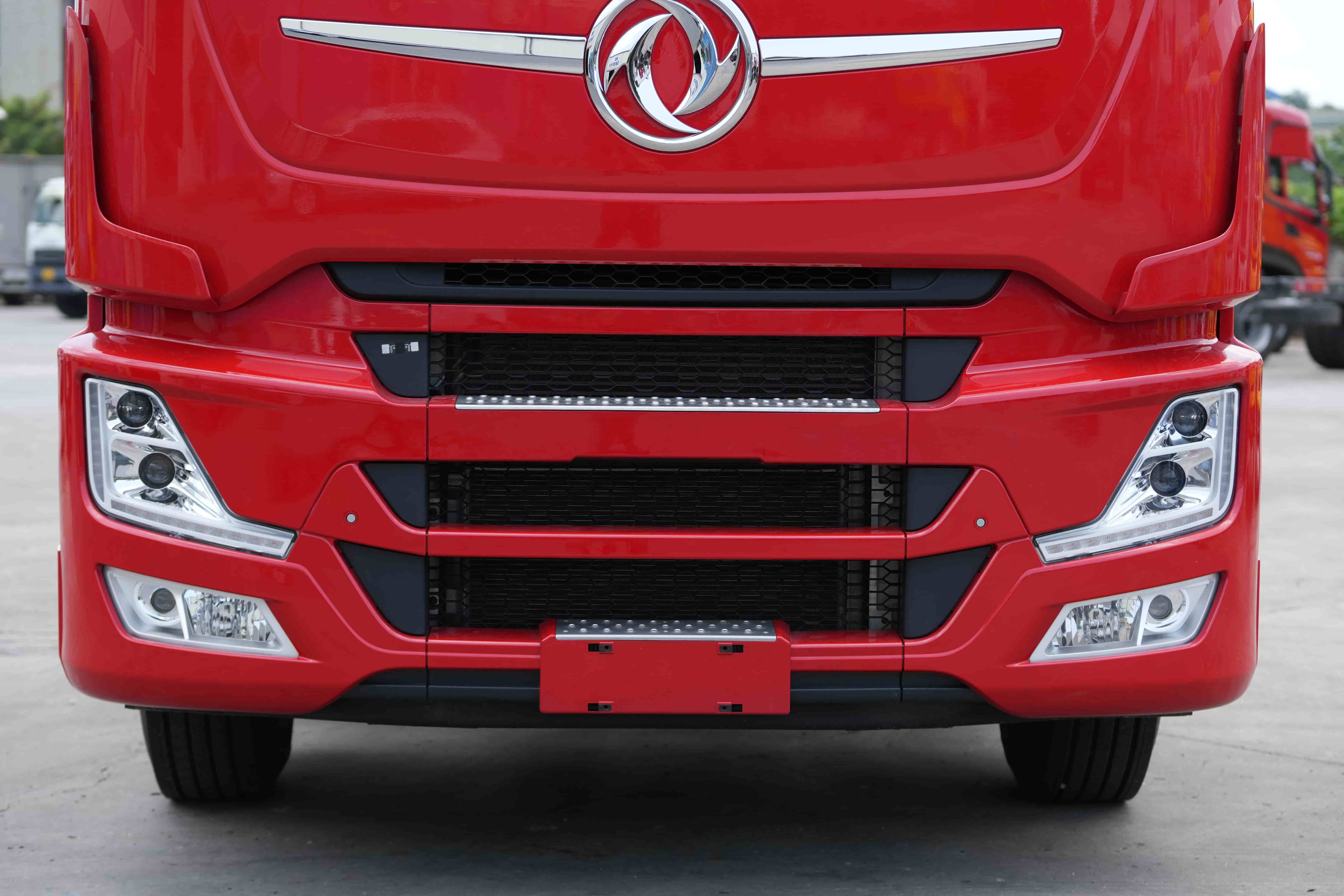 Đầu kéo 3 chân - GX 450