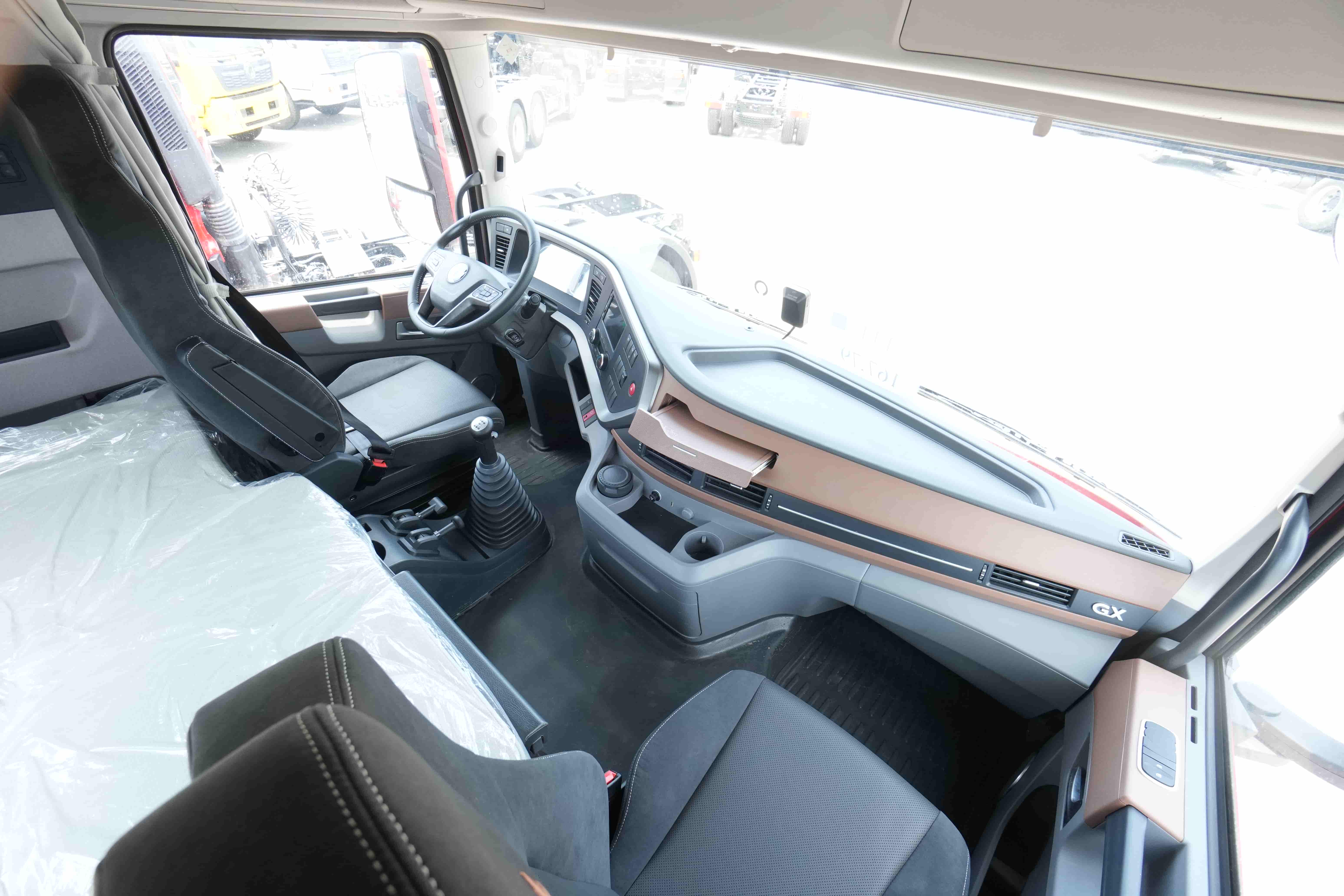 Đầu kéo 3 chân - GX 450