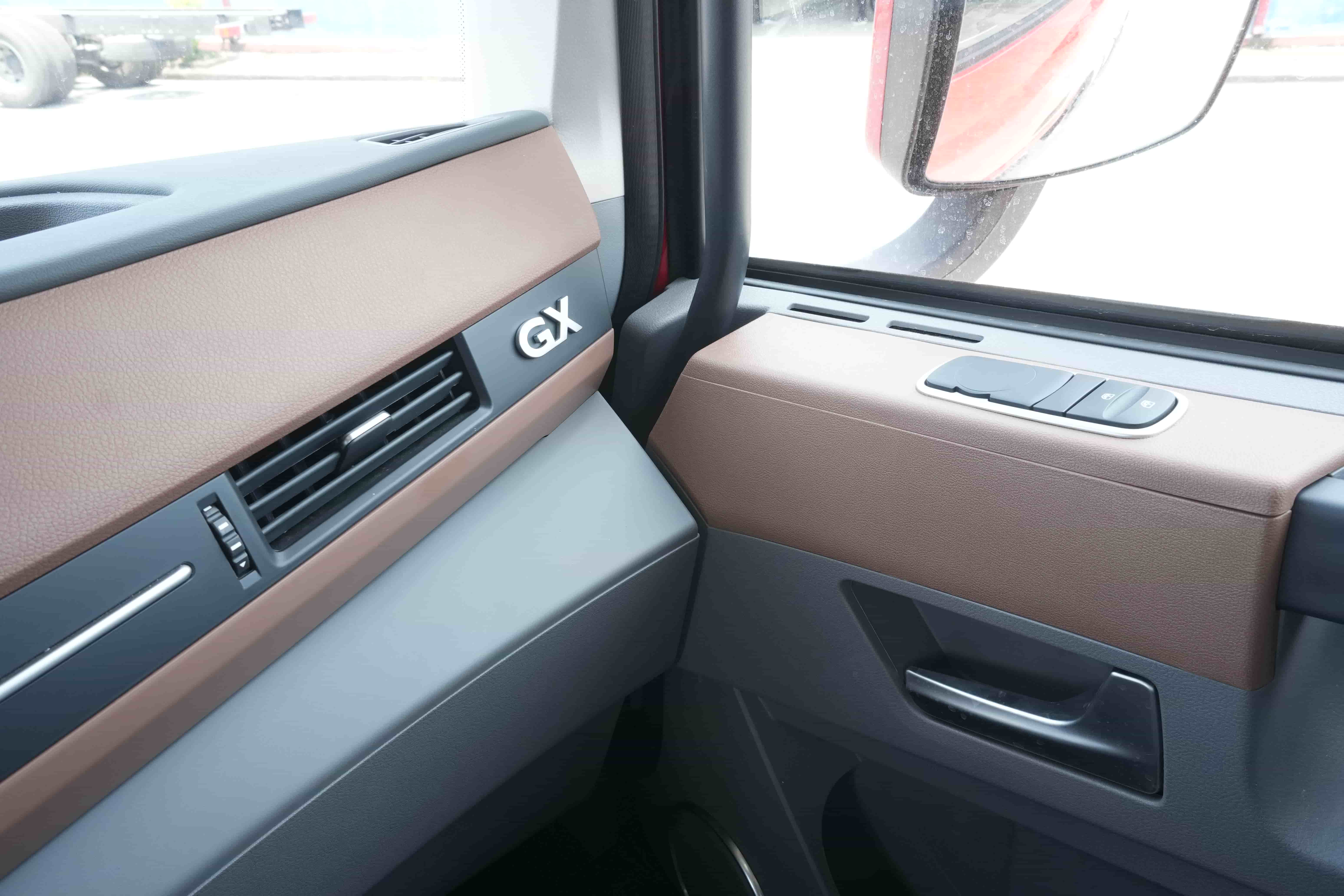 Đầu kéo 3 chân - GX 450