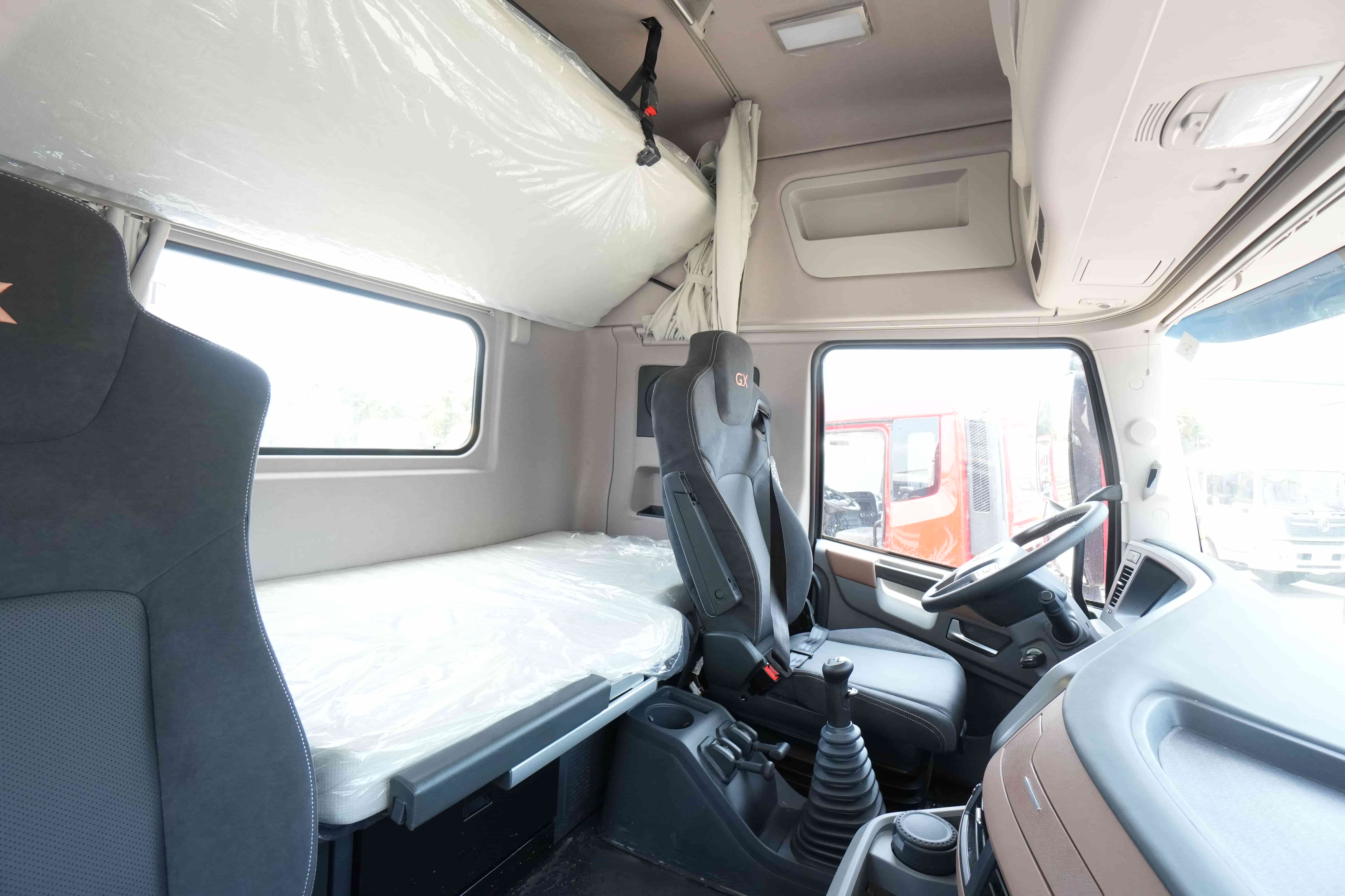 Đầu kéo 3 chân - GX 450