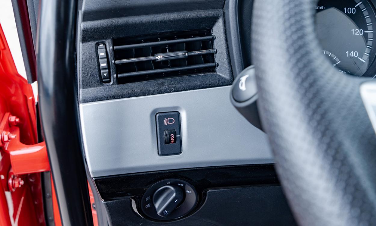 Xe đầu kéo D320 New - 420HP(6X4)