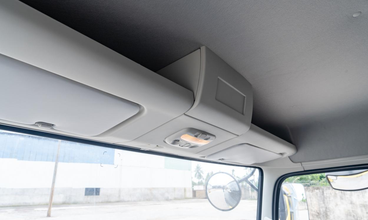 Xe tải B180 (4x2) thùng mui 7.5M - Tải 9 tấn
