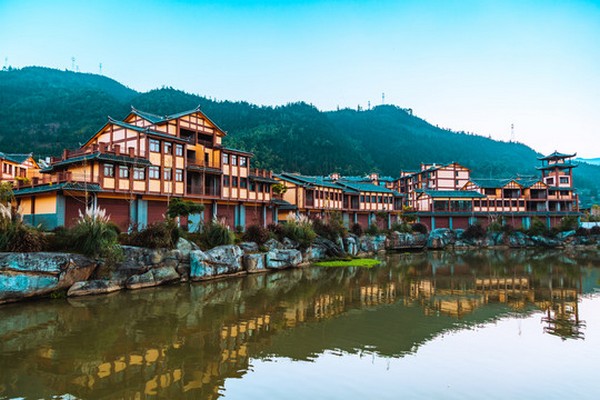 Hà Nội - Hà Khẩu - Bình Biên - Di Lặc - Kiến Thuỷ - Mông Tự - Hà Nội