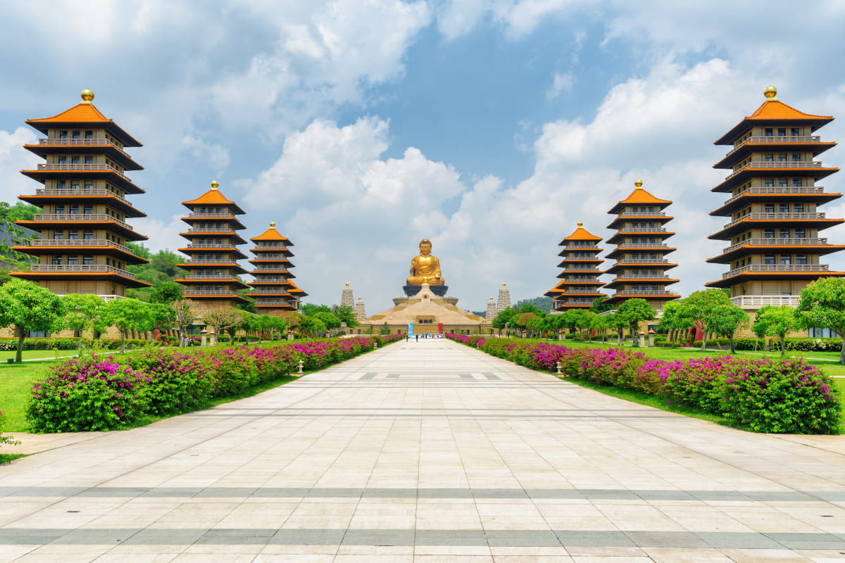 HÀ NỘI - CAO HÙNG - ĐÀI BẮC - HÀ NỘI