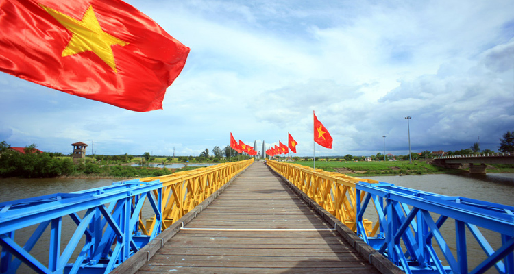 Hà Nội - Ngã Ba Đồng Lộc - Biển Nhật Lệ - Động Thiên Đường - Quảng Trị - Hà Nội