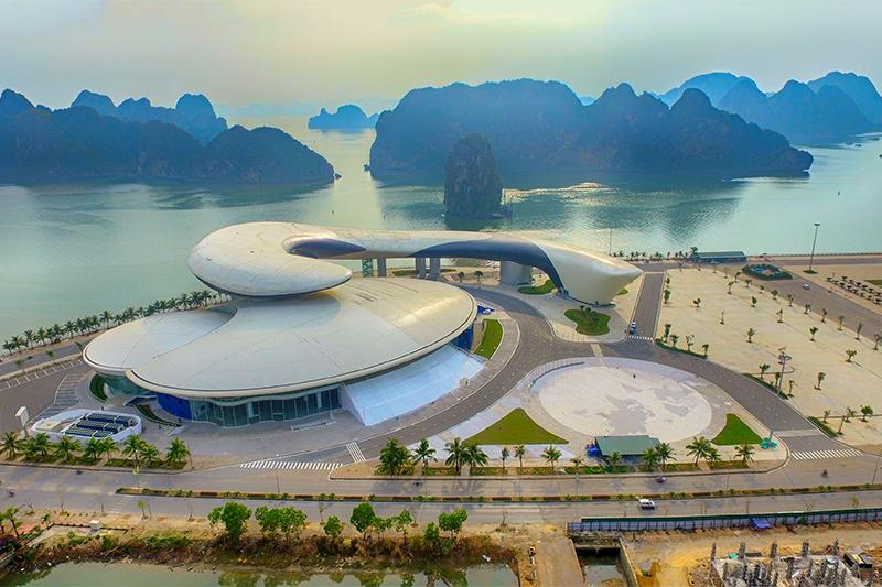 Hà Nội -  Vịnh Hạ Long - Hà Nội