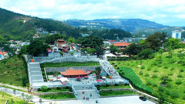 Hà Nội - Chùa Ba Vàng - Non Thiêng Yên Tử - Đền Cửa Ông