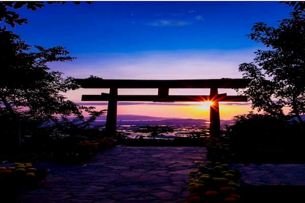 Pháp Sơn  nơi đón bình minh tuyệt đẹp Nha Trang