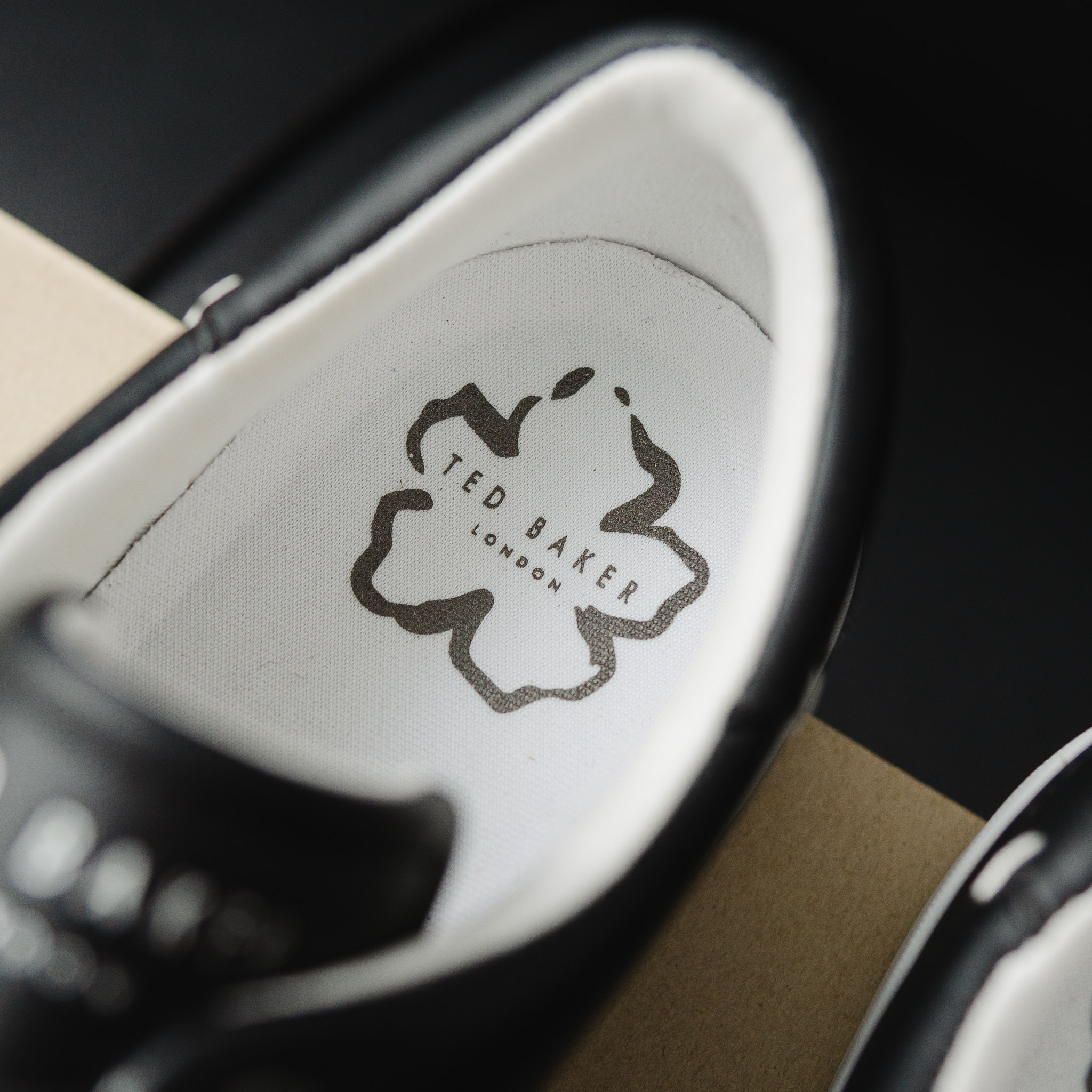 Giày Ted Baker | Black Winesap’ Reblooming