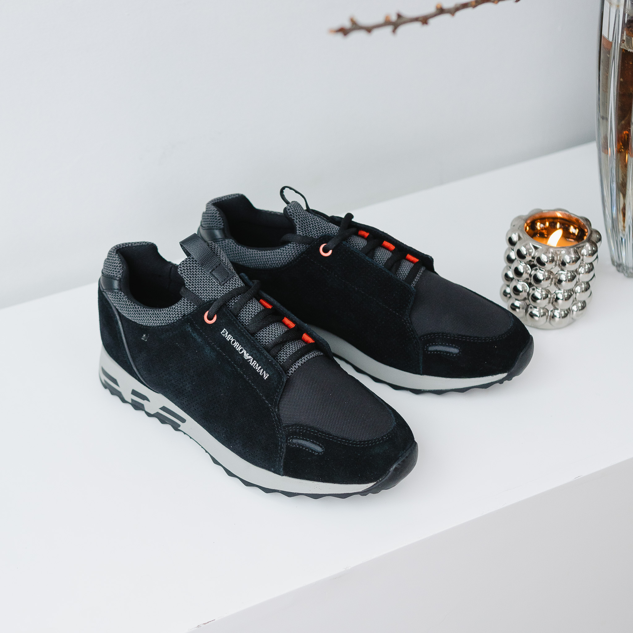 Giày EMPORIO ARMANI da lộn đen , mũi lưới đen , đế ghi logo đen to