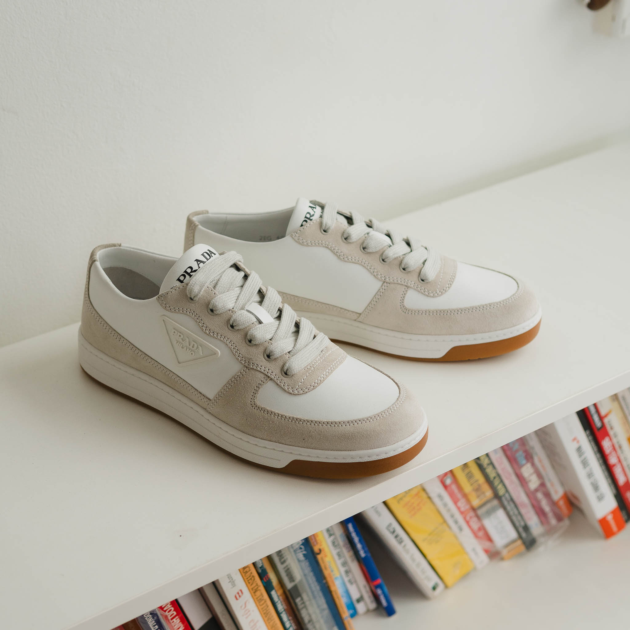 Giày PRADA Triangle Logo White Milk Sneaker