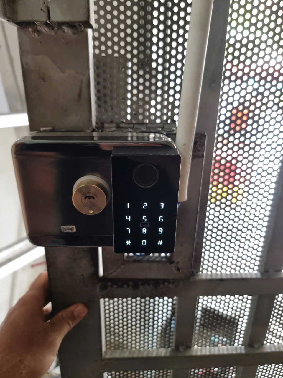 Khóa cổng vân tay 2 mặt Nino Lock N1