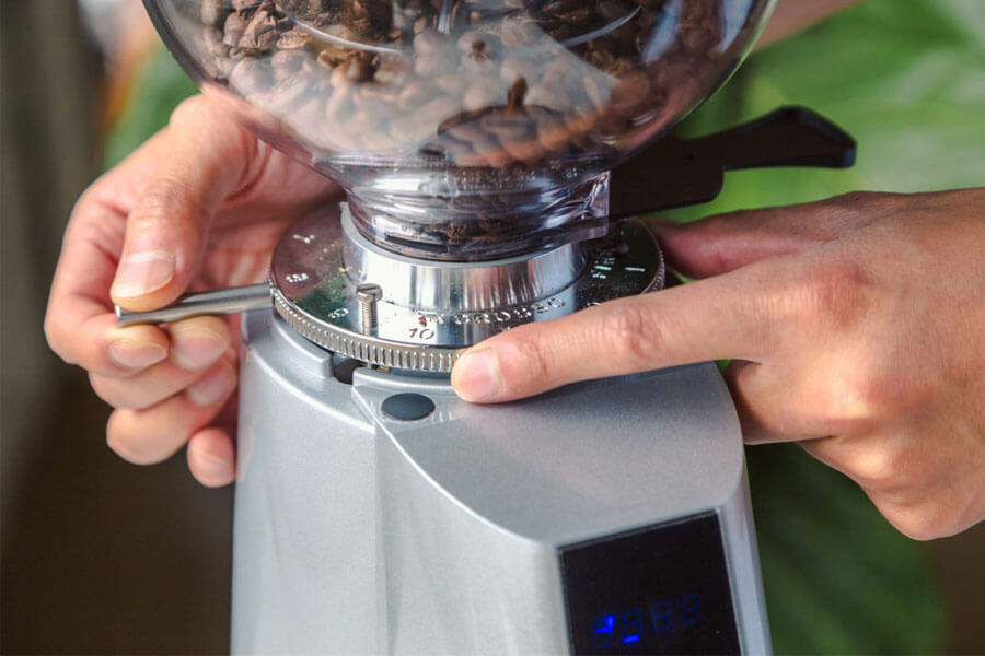 notes-to-know-when-using-a-coffee-grinder